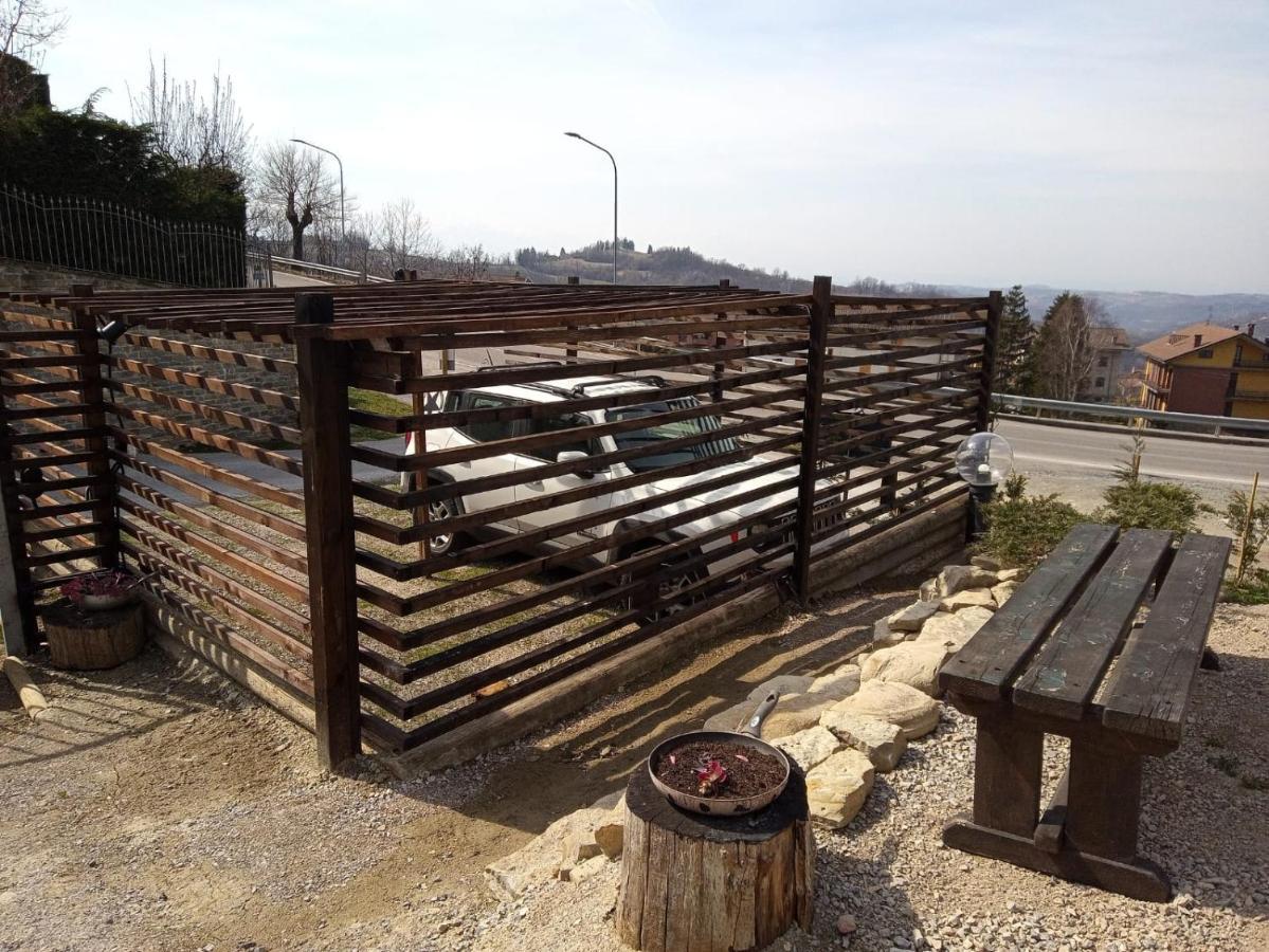 La Tana Dello Scoiattolo - Adults Only Bed and Breakfast Murazzano  Buitenkant foto