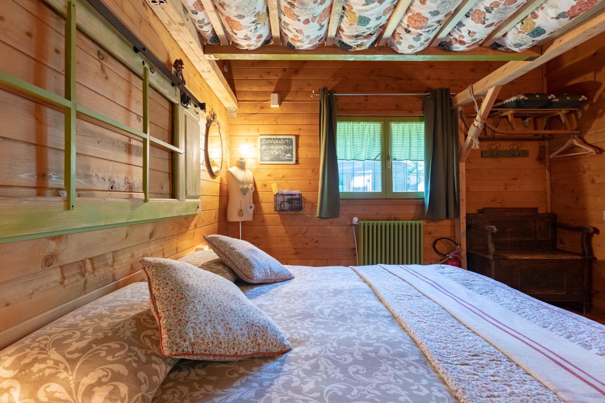 La Tana Dello Scoiattolo - Adults Only Bed and Breakfast Murazzano  Buitenkant foto