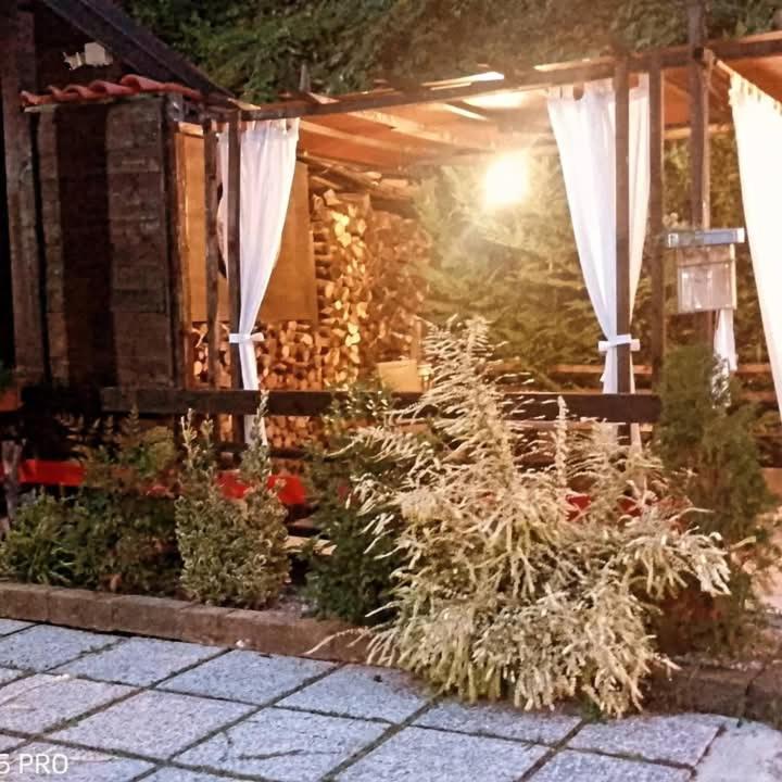 La Tana Dello Scoiattolo - Adults Only Bed and Breakfast Murazzano  Buitenkant foto