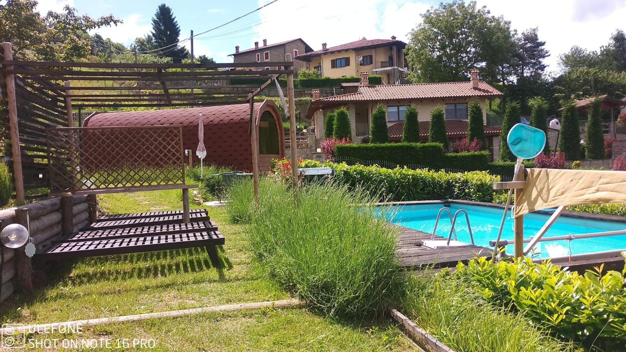 La Tana Dello Scoiattolo - Adults Only Bed and Breakfast Murazzano  Buitenkant foto
